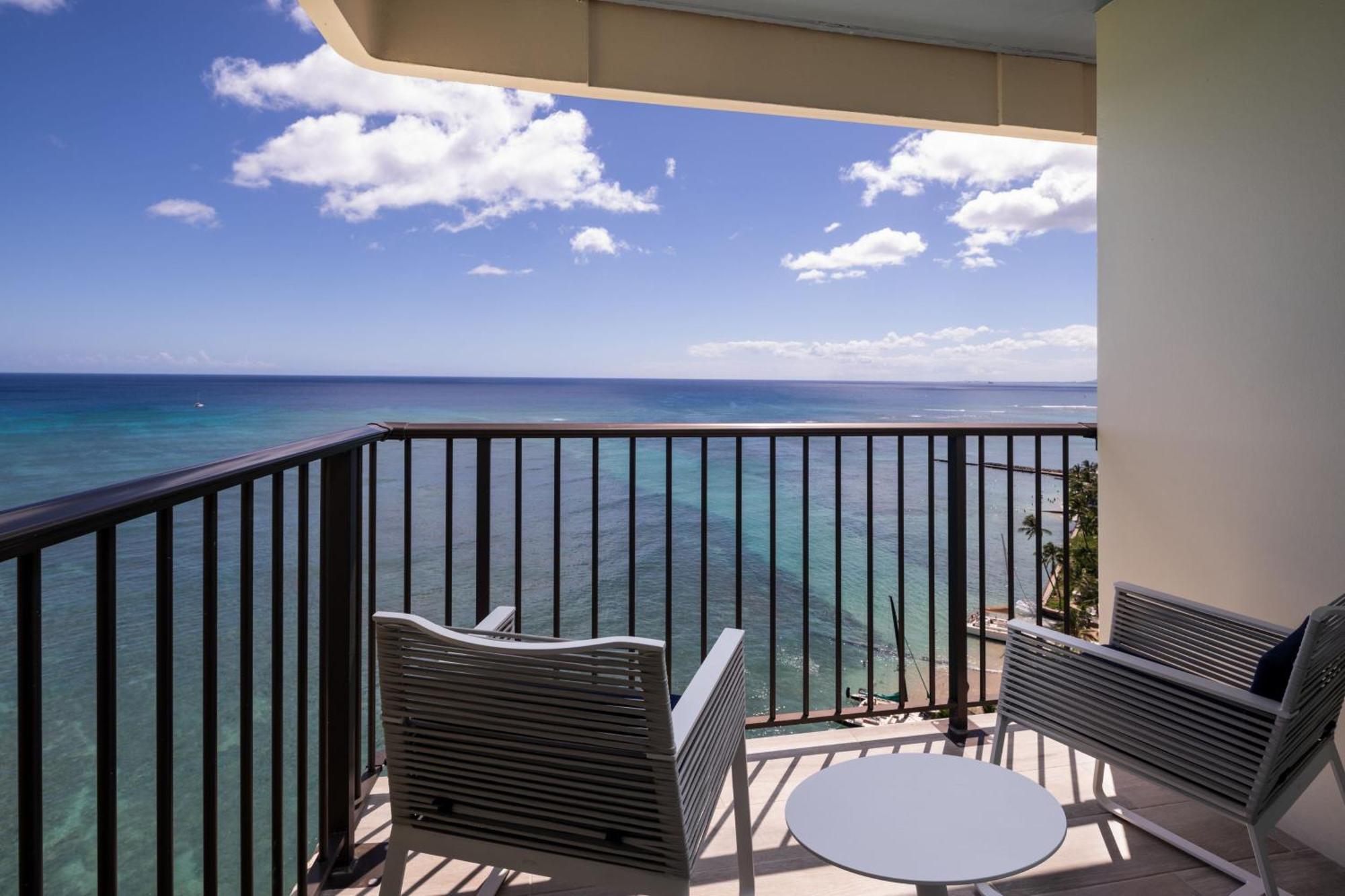 Sheraton Waikiki Beach Resort Гонолулу Экстерьер фото